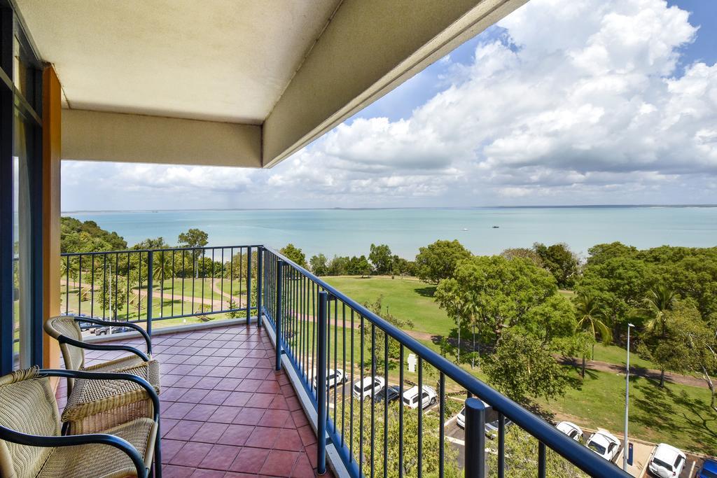 Mantra On The Esplanade Aparthotel Darwin Exterior foto